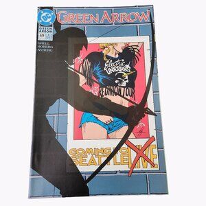 DC Comics Green Arrow #69 1992 Comic Book Collector Bagged Boarded